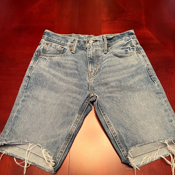 LEVI’S 511 LIGHT wash Denim shorts - Picture 6 of 6